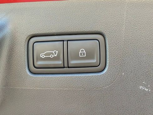 Used 2025 Hyundai Santa Fe Limited image 14