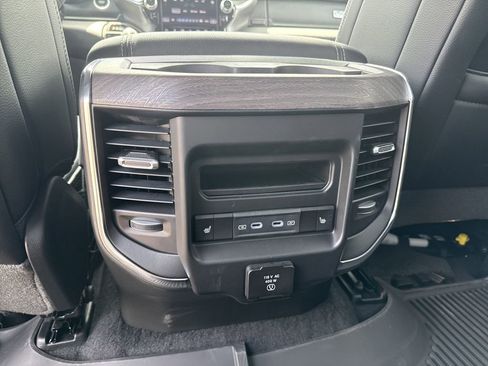 New 2026 RAM 1500 Laramie AWD/4WD image 25