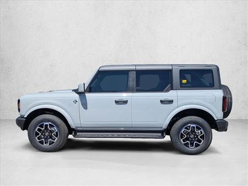 New 2026 Ford Bronco Outer Banks AWD/4WD image 5