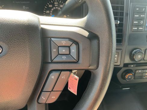 Used 2015 Ford F150 XL w/ Equipment Group 101A Mid AWD/4WD image 25