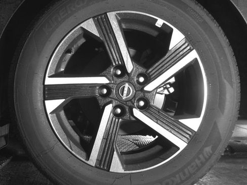 Used 2025 Nissan Sentra SV image 14