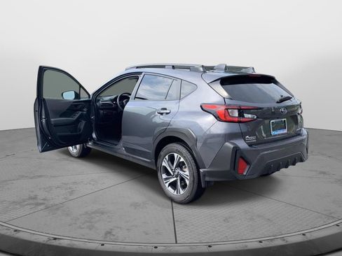 Used 2024 Subaru Crosstrek 2.0i Premium AWD/4WD image 7