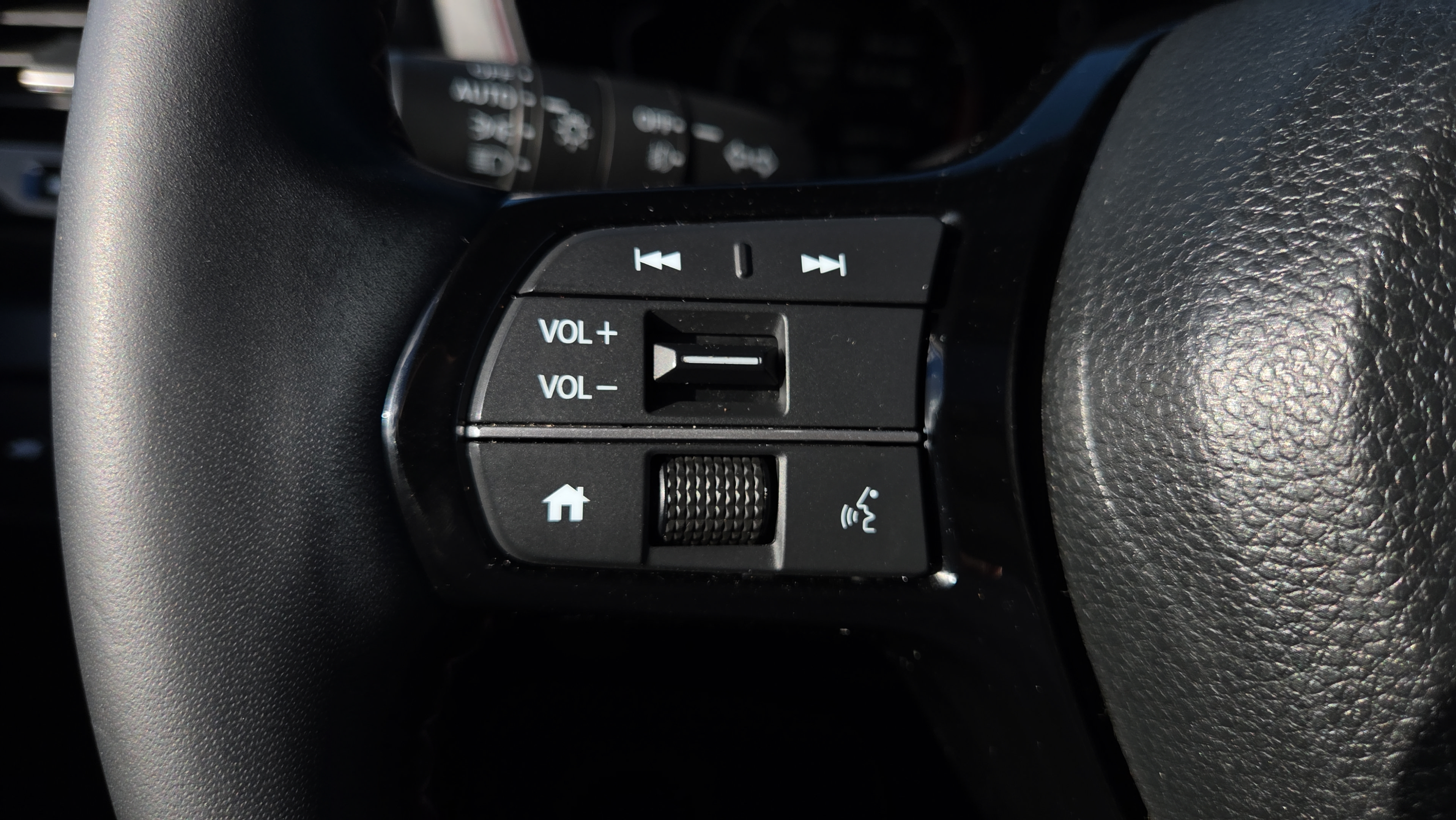 Used 2024 Honda Pilot TrailSport image 23