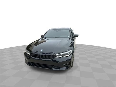 Used 2022 BMW 330i Sedan w/ Convenience Package image 5