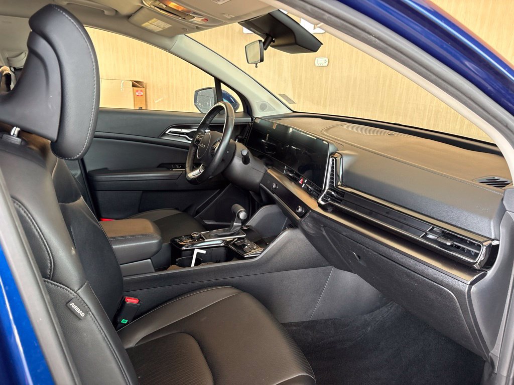 Certified 2023 Kia Sportage EX AWD/4WD image 23