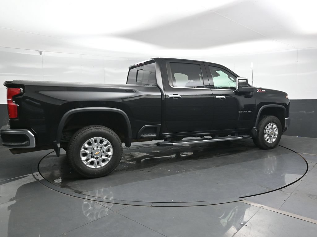Used 2024 Chevrolet Silverado 2500 LTZ w/ LTZ Convenience Package AWD/4WD image 5