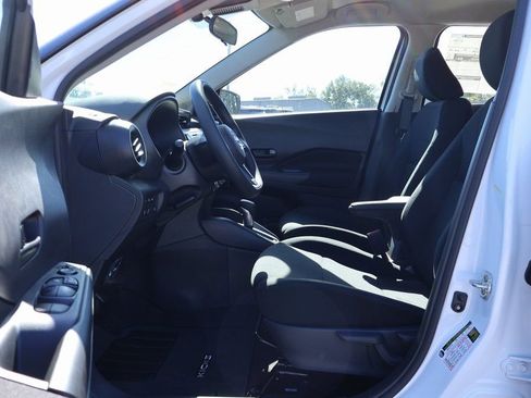 New 2025 Nissan Kicks Play S image 7