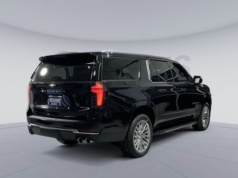 New 2026 Chevrolet Suburban Premier w/ Sun And Tow Package image 16