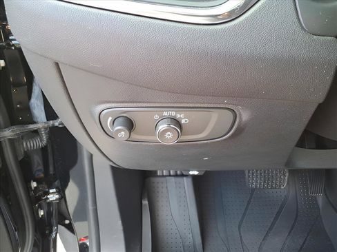 Used 2024 Chevrolet Equinox LT w/ LPO, Floor Liner Package image 13