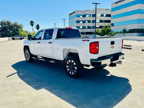 Used 2019 Chevrolet Silverado 2500 W/T w/ Snow Plow Prep Package image 16