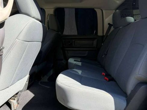 Used 2014 RAM 1500 Express RWD image 11