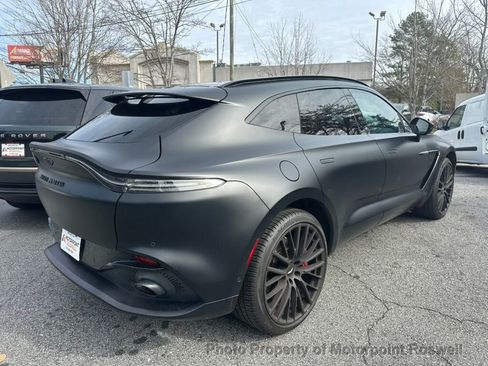 Used 2023 Aston Martin DBX AWD image 9