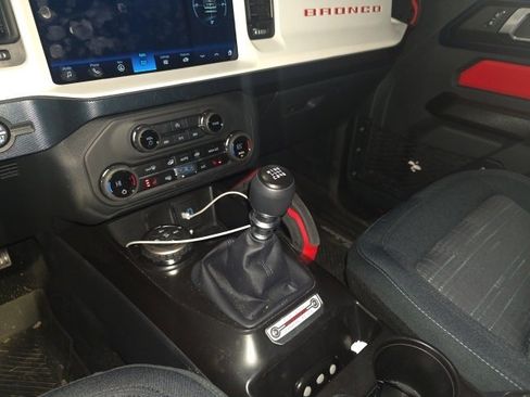 Used 2024 Ford Bronco Heritage Edition image 6