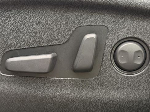 Used 2019 Kia Sorento FWD w/ LX Convenience Package image 21