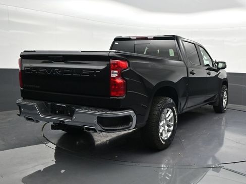 Used 2024 Chevrolet Silverado 1500 LT w/ Z71 Off-Road Package image 5