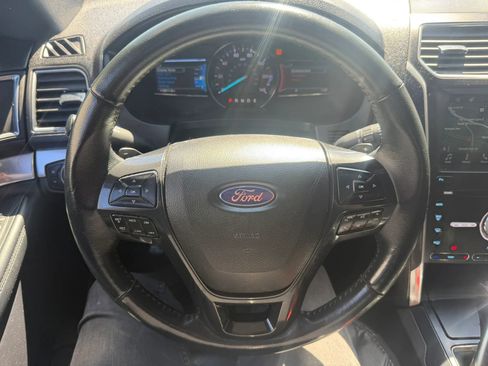 Used 2019 Ford Explorer Sport AWD/4WD image 12