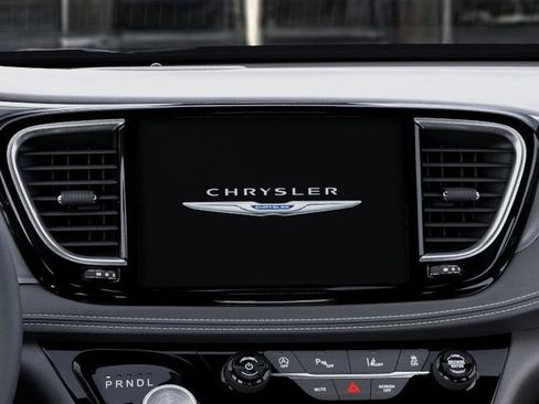 New 2026 Chrysler Pacifica Limited w/ S Appearance Package image 18