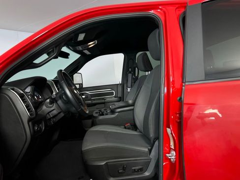 Used 2024 RAM 2500 Big Horn w/ Bed Utility Group image 20