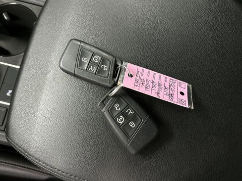 Used 2019 Volkswagen Atlas SEL AWD/4WD image 12