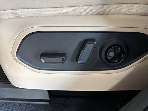 New 2025 Jeep Grand Cherokee L Limited image 24