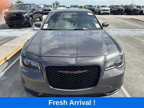 Used 2023 Chrysler 300 S RWD image 16