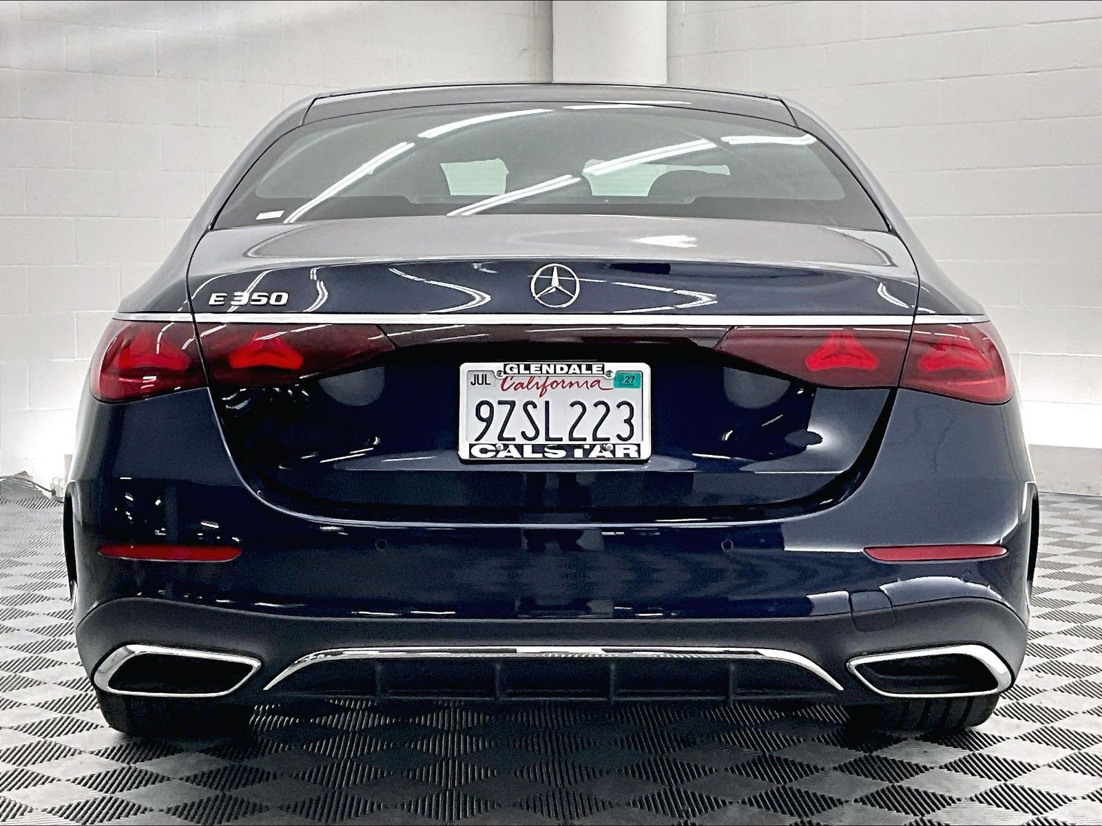 Used 2026 Mercedes-Benz E 350 Sedan image 3