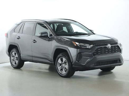 Used 2024 Toyota RAV4 XLE w/ Convenience Package AWD/4WD image 9