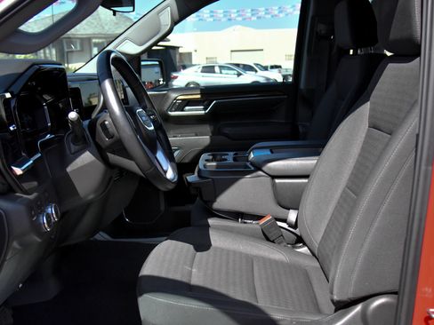 Used 2025 GMC Sierra 1500 Elevation AWD/4WD image 18