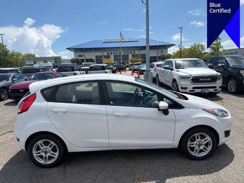 Certified 2019 Ford Fiesta SE FWD image 4