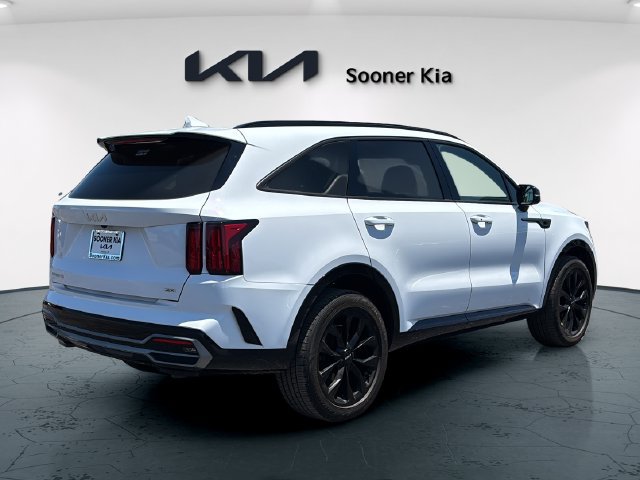 Used 2023 Kia Sorento SX AWD/4WD image 6
