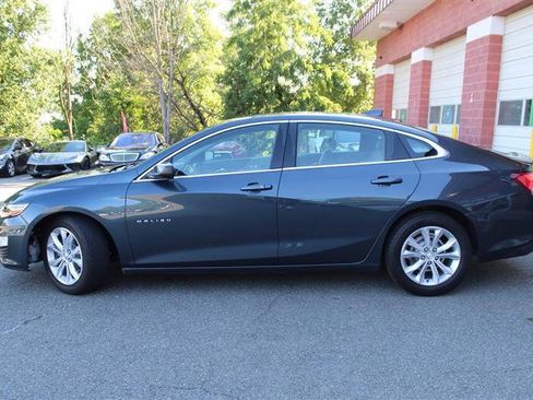 Used 2020 Chevrolet Malibu LT FWD image 2