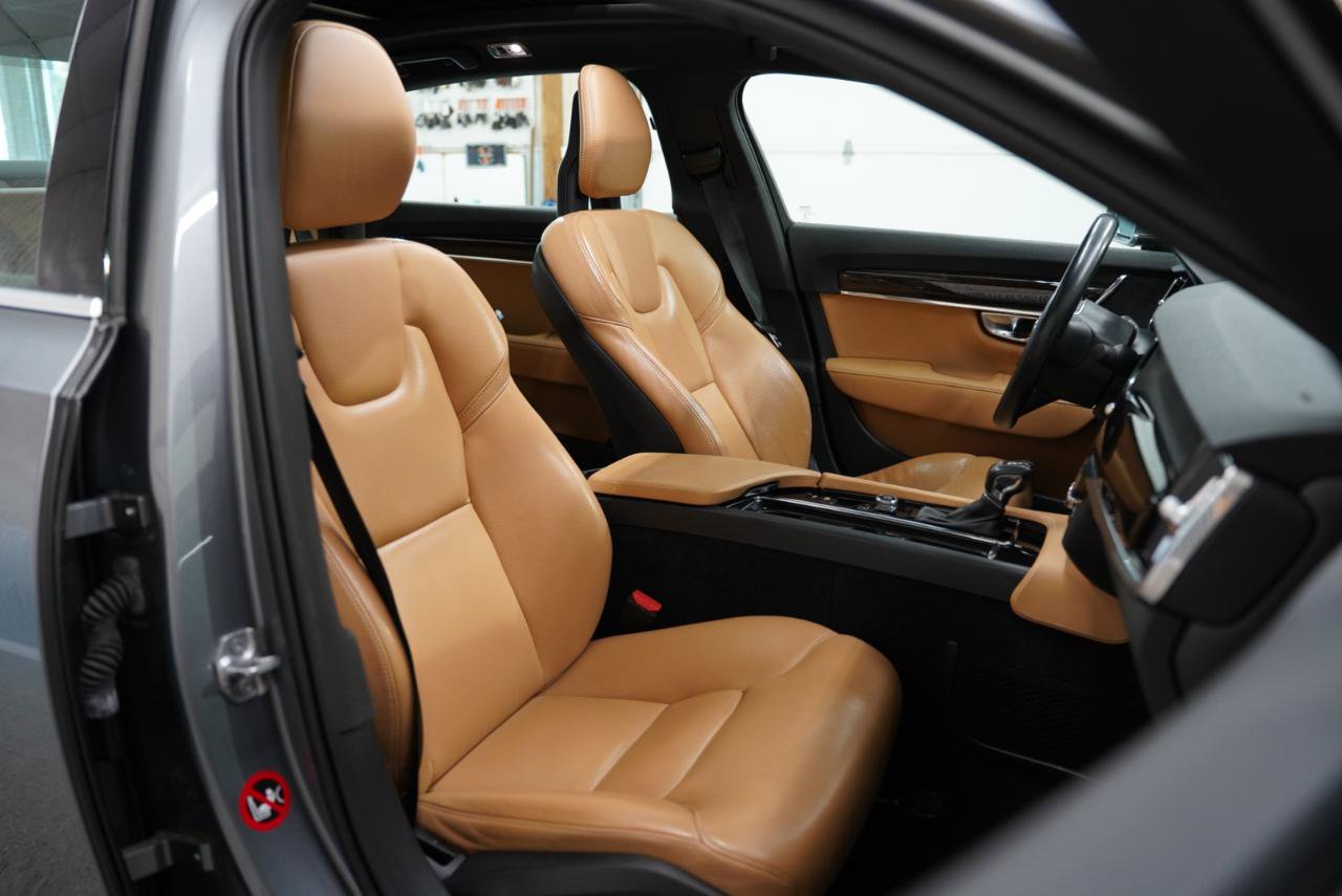 Used 2018 Volvo S90 T5 Momentum w/ Convenience Package FWD image 30