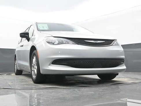 New 2026 Chrysler Voyager LX image 58