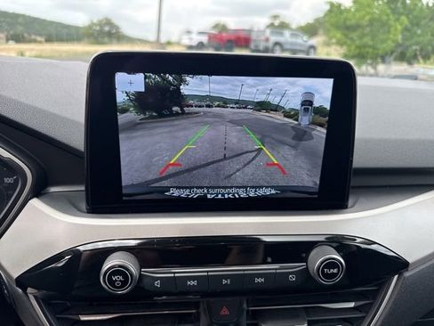 Used 2020 Ford Escape SEL image 24