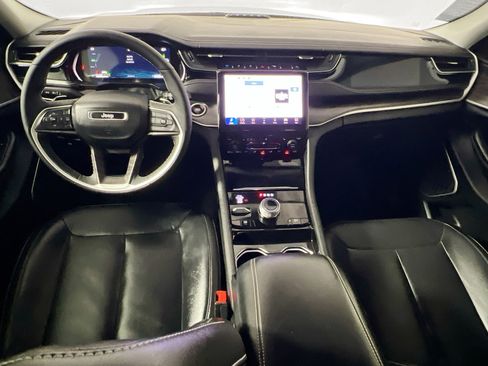 Used 2022 Jeep Grand Cherokee Limited 4xe image 30