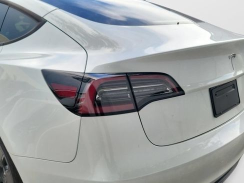 Used 2023 Tesla Model 3 Standard Range RWD image 10