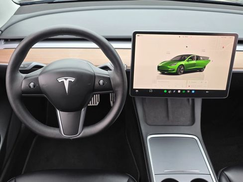 Used 2023 Tesla Model 3 Standard Range RWD image 15