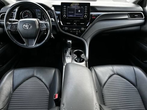 Used 2024 Toyota Camry SE FWD image 12