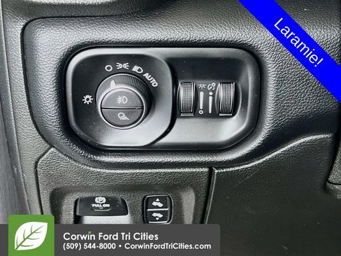 Used 2019 RAM 1500 Laramie w/ Bed Utility Group AWD/4WD image 18