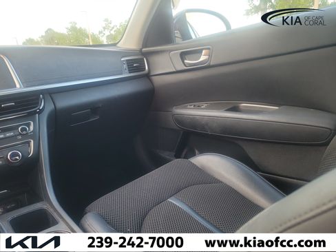 Used 2020 Kia Optima S FWD image 16