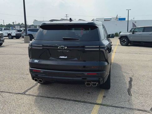 Certified 2024 Chevrolet Traverse RS w/ LPO, Floor Liner Package AWD/4WD image 7