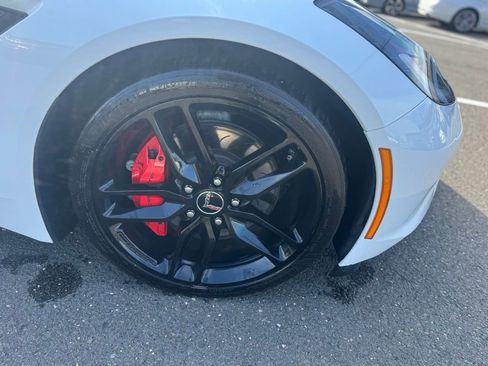 Used 2015 Chevrolet Corvette Stingray Coupe w/ 2LT Preferred Equipment Group image 21