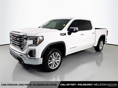 Used 2019 GMC Sierra 1500 SLT image 1