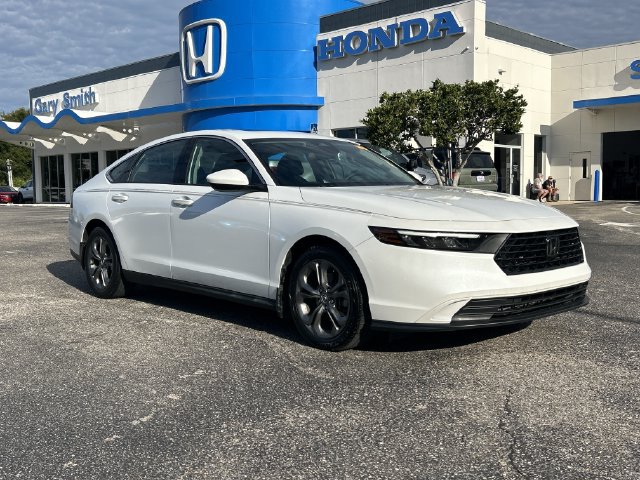 Used 2023 Honda Accord EX image 8