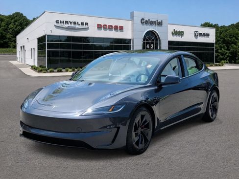 Used 2025 Tesla Model 3 Performance AWD/4WD image 1