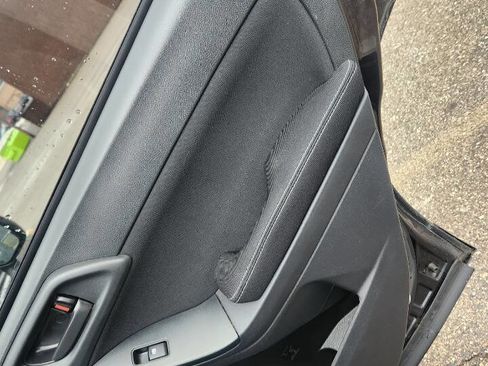 Used 2014 Subaru Forester 2.5i Premium w/ All-Weather Package image 14