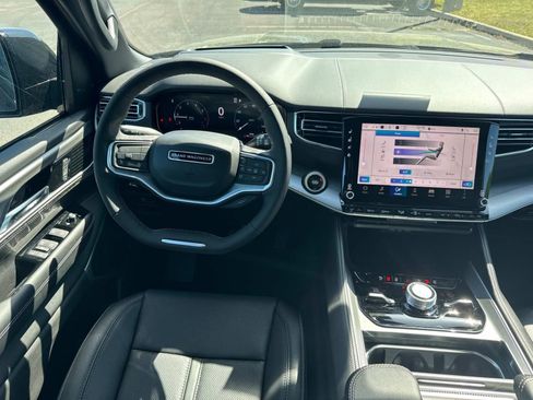 New 2026 Jeep Grand Wagoneer Limited AWD/4WD image 21