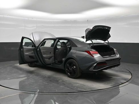 New 2026 Hyundai Elantra Sport FWD image 42