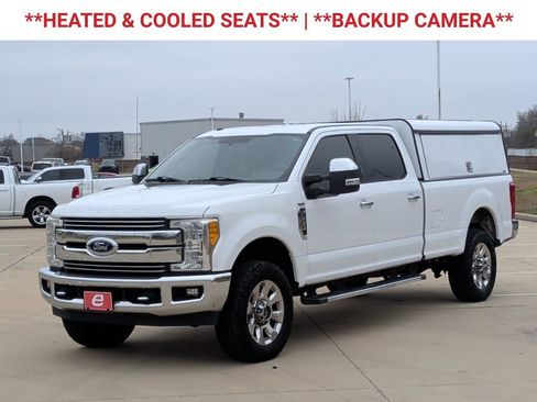 Used 2017 Ford F350 Lariat w/ Chrome Package image 3