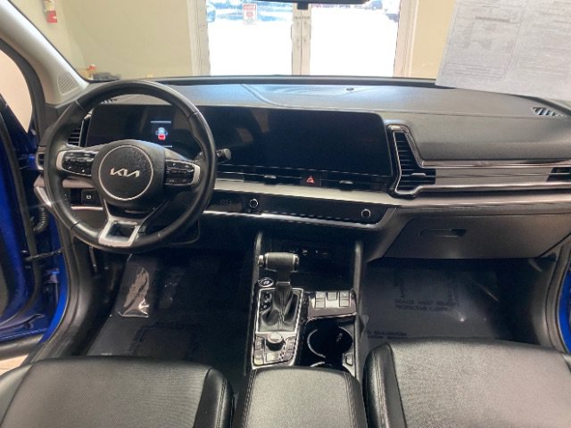 Used 2023 Kia Sportage EX FWD image 19